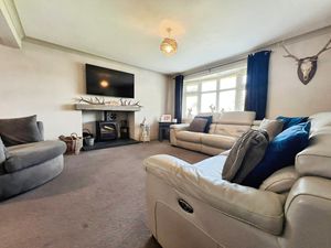 Photo 27- click for photo gallery